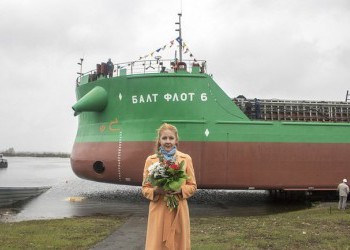 Окская судоверфь спустила на воду седьмой танкер проекта RST54 «Балт Флот 6»