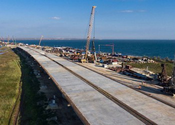 Стройка Крымского моста вышла на пиковую мощность