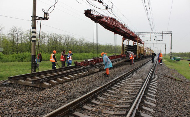 На Крымской железной дороге начался капитальный ремонт пути