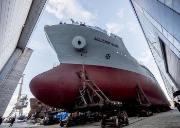 На Невском ССЗ состоялась выкатка на открытый стапель танкера «Академик Пашин»