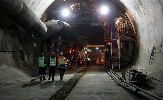 Километровый железнодорожный тоннель проложили на подходах к Крымскому мосту возле Керчи