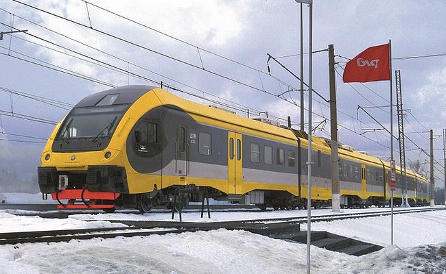 Метровагонмаш получил сертификат на новый дизель-поезд ДП-М