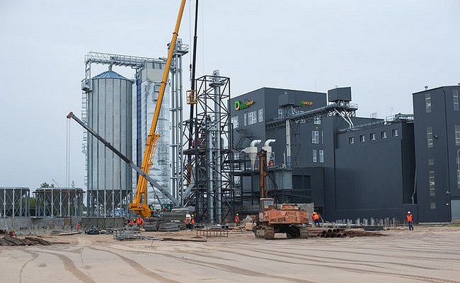 Завод по производству комбикормов заработал в Калининградской области