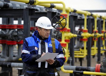 «Газпром нефть» получила лицензии на собственные ИТ-системы для контроля добычи нефти