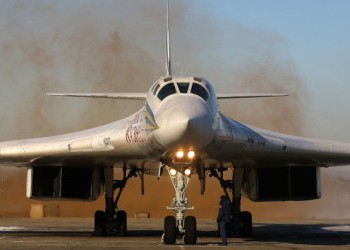 Шойгу поручил проработать вопрос воспроизводства бомбардировщиков Ту-160
