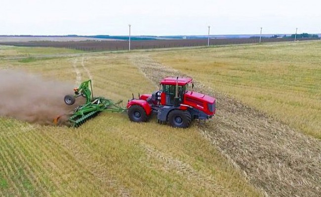 Российский Кировец покорил Беларусь: иностранные тракторы остались не у дел