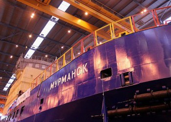 Спущен на воду ледокол «Мурманск»