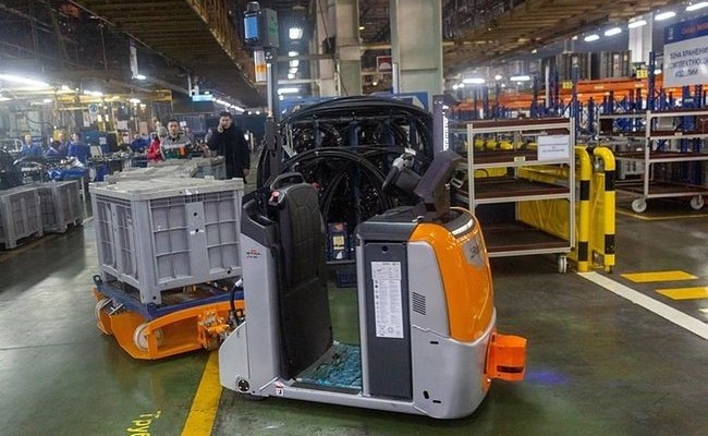 «КамАЗ» начал использовать беспилотные тягачи на своем производстве