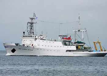 Гидрографическое судно «Вице-адмирал Воронцов» вышло на исследование Северного морского пути