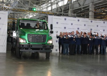 На ГАЗе дан старт производству среднетоннажного грузовика нового поколения