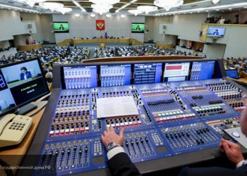 Госзаказ РФ дал высокий старт: смартфоны с отечественной ОС пошли в серию