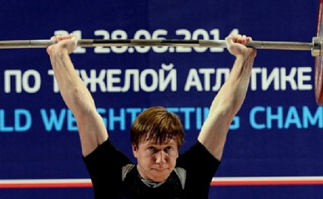 Алексей Косов завоевал золотую медаль на чемпионате мира по тяжелой атлетике
