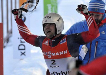 Саночник Павличенко впервые в истории России выиграл золото ЧМ