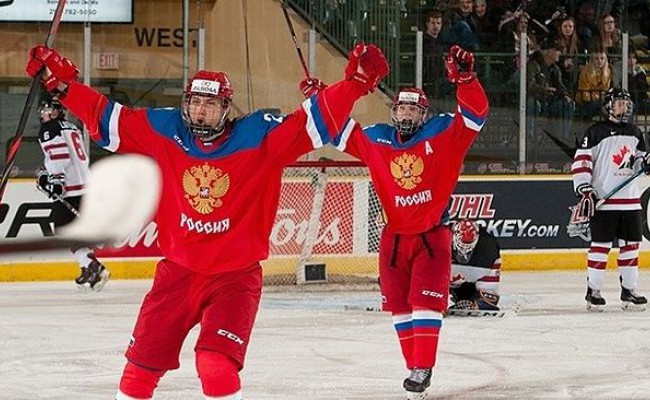 Юниорская сборная РФ по хоккею впервые выиграла Мировой кубок вызова