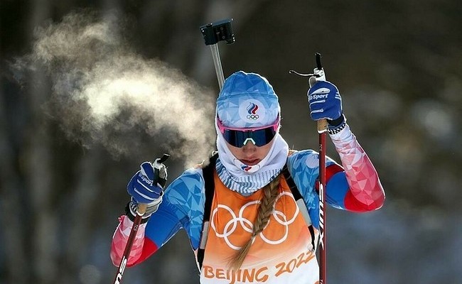 Женская сборная России по биатлону завоевала серебряные медали Олимпиады в эстафете
