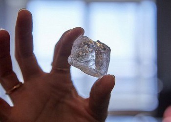 В России добыли алмаз массой более 207 карат