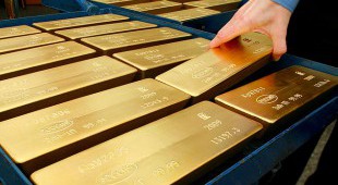 Золотой запас России в мае увеличился на 22 тонны и превысил 1700 тонн