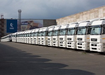 КамАЗ захватывает рынок РФ: легендарный автомобиль бьет все рекорды продаж